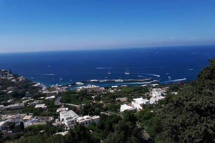 Private Amalfi Coast Full Day Tour from the Naples or Sorrento