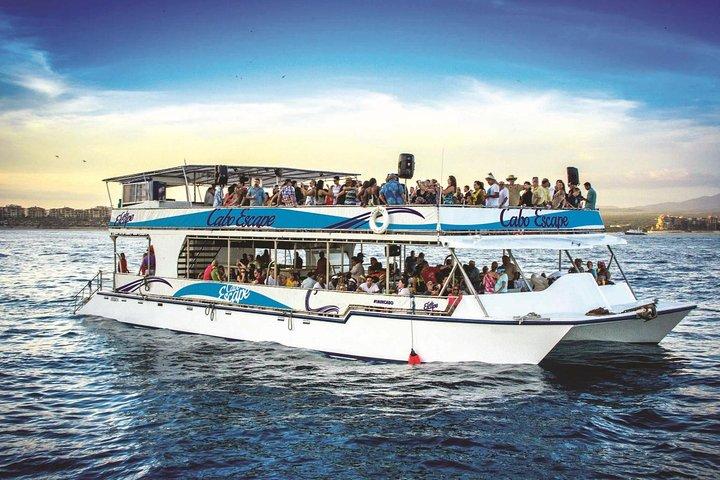 Cabo San Lucas Sunset Dinner Cruise with Open Bar