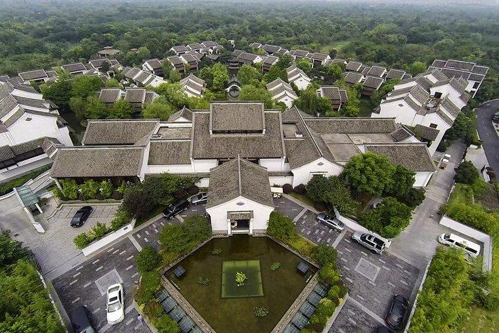 Private Hangzhou Airport Transfer from Xixi Wetland Resorts and Hotels