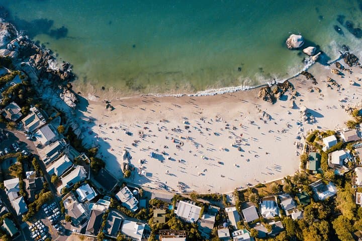 Hotel to airport transfers from Cape Town to Cape Town International Airport