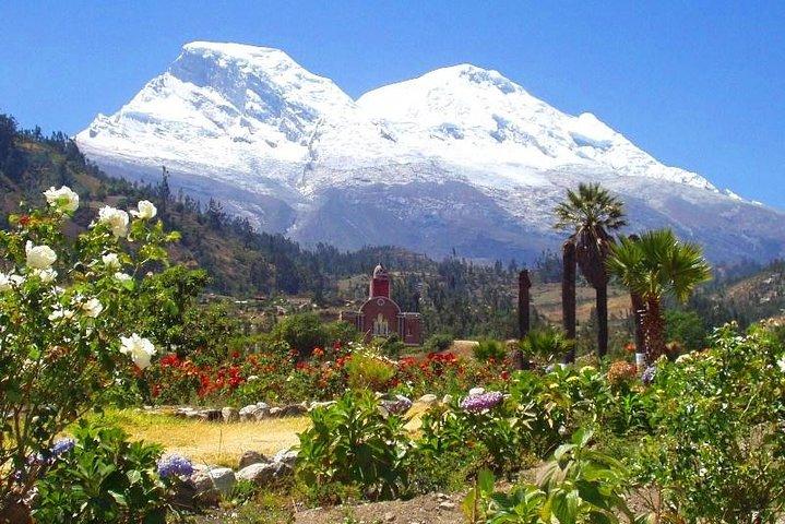 Llanganuco Lake - Cordillera Blanca