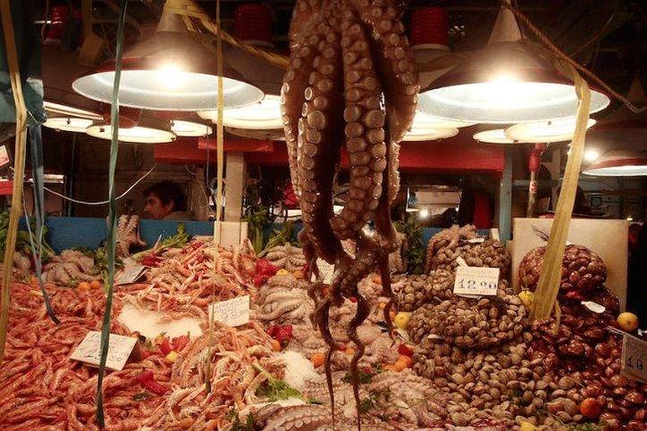 Bites of History & Gastronomy–Athens Food & Culture Walking Tour