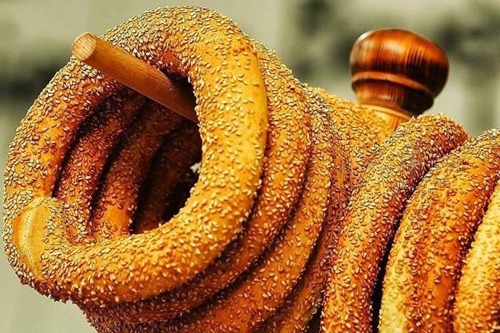 Bites of History & Gastronomy–Athens Food & Culture Walking Tour