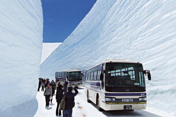Tateyama Snow Wall ! Hida Takayama & Shirakawago FromOsaka/Nagoya