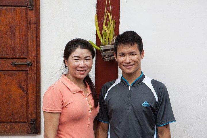 Traditional Market Tour and Private Laotian Cooking Class with a Local