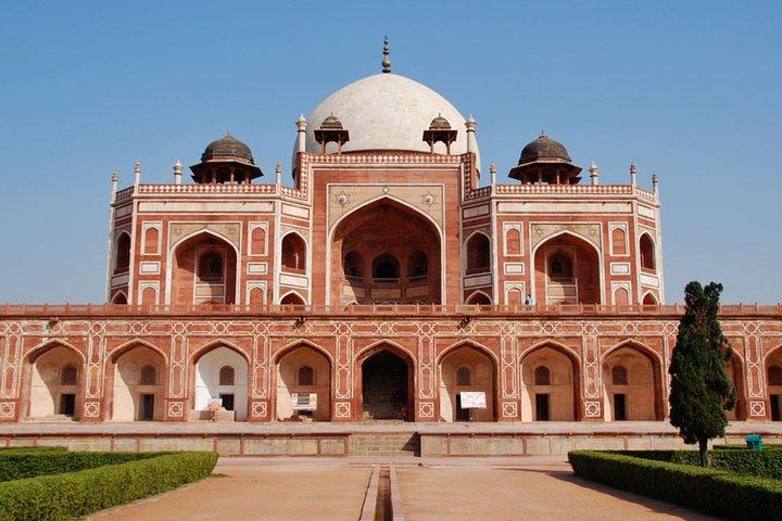Delhi Old Fort & Humayun Tomb with lunch