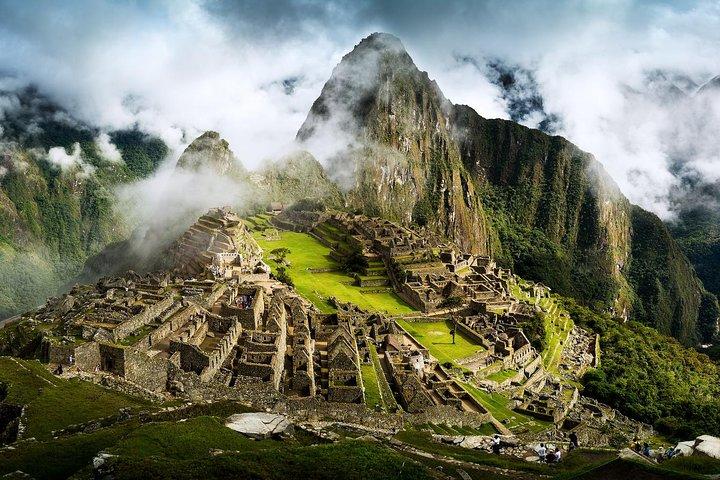 2 Day - Tour to Machu Picchu from Cusco - Group Service