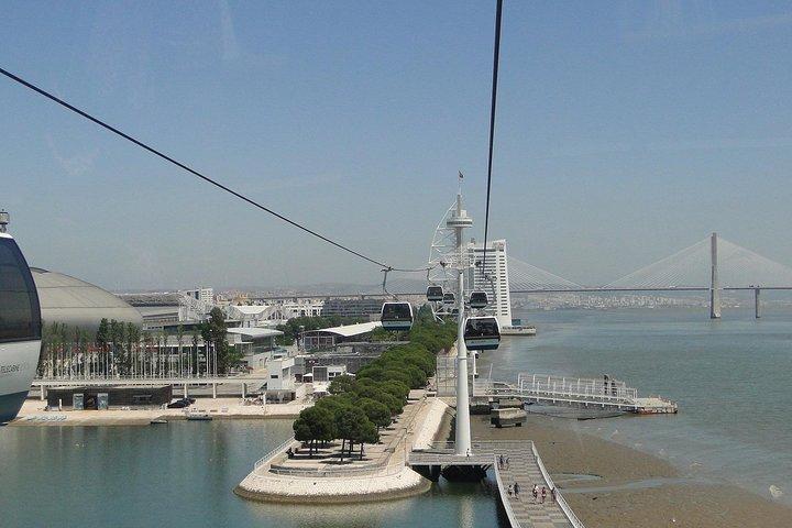 Lisbon Small-Group Sightseeing City Tour with Transportation