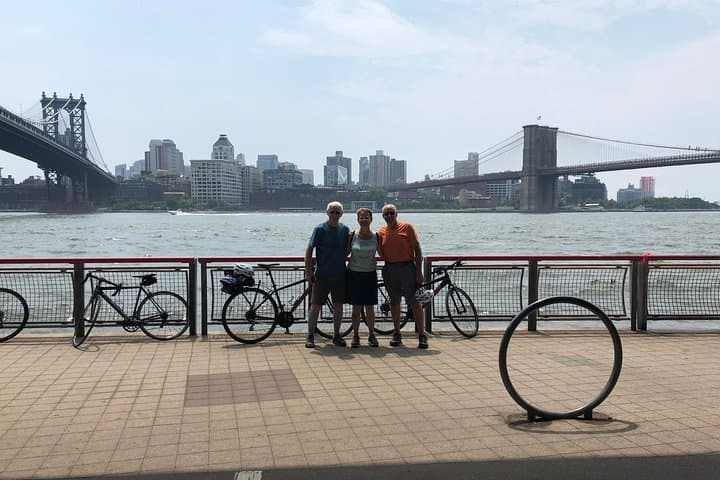 Manhattan and Brooklyn Bridge Bicycle Tour