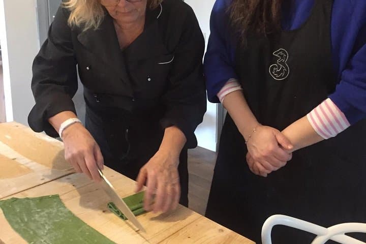 From Rome: Pasta Fresca Cooking Class in a Farmhouse with a Local