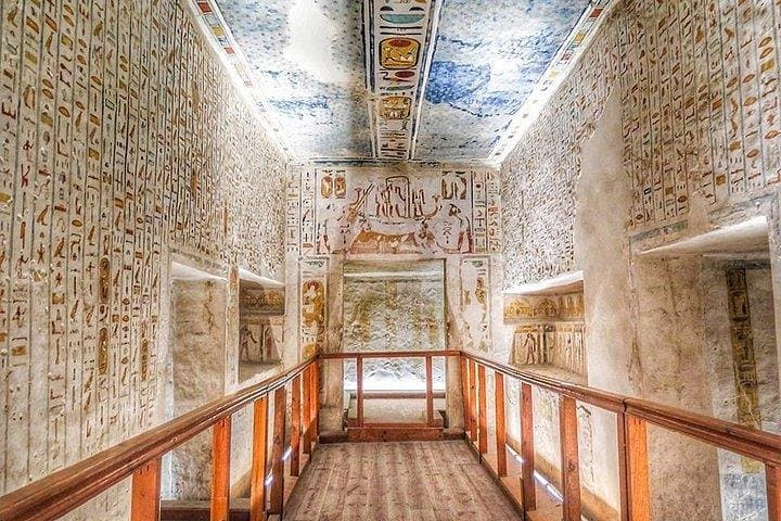 Luxor East and West Bank: Valley of the kings, Habu Temple,Karnak&Luxor Temples