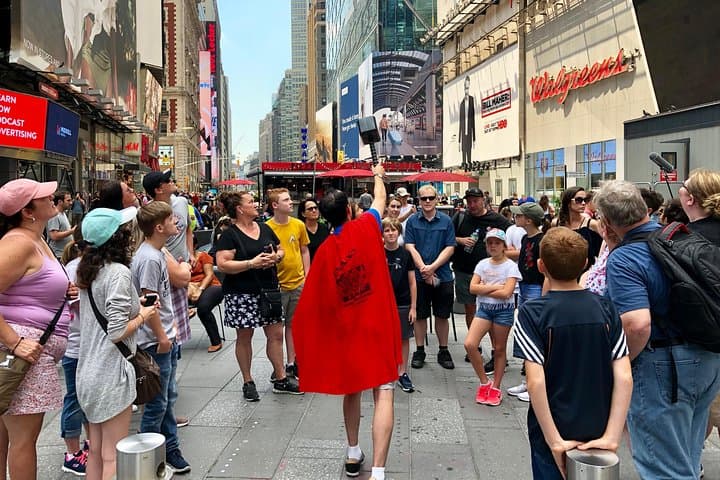 Public Super Tour of NYC: Heroes, Comics and More!