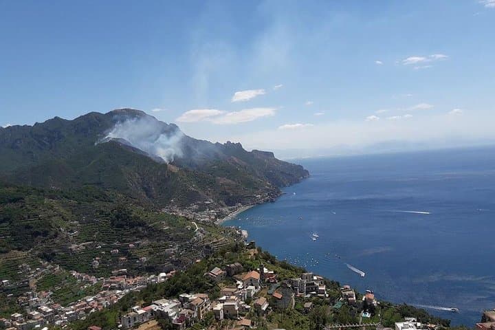 Private Exclusive VIP Tour of Positano, Pompeii & Mount Vesuvius