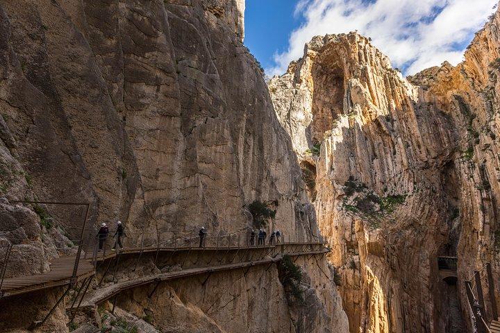 Caminito del Rey and Ardales Guided Tour from Costa del Sol