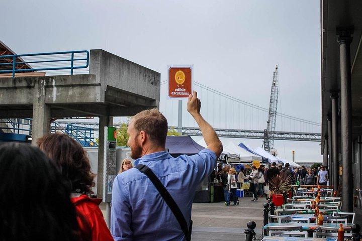 San Francisco Combo: Ferry Building Food Tour and Alcatraz