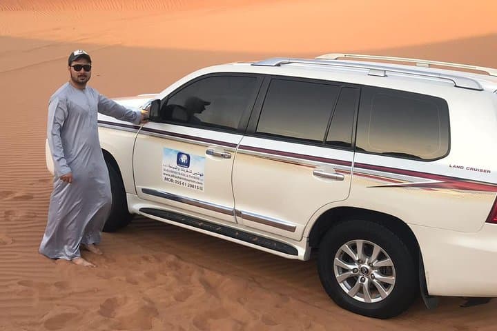 Dubai Evening Private jeep Desert Safari ,Belly Dance, BBQ Dinner
