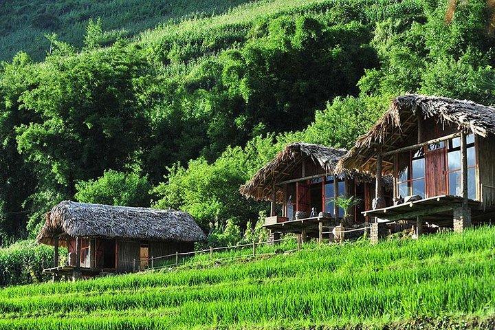 Sapa 2 Days 1 Night Trekking Adventure Tour From Hanoi (Overnight in Bungalow)