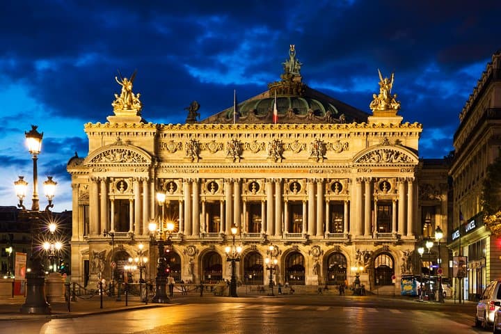 Paris Lights Evening Bus Tour with Eiffel Tower Summit Option