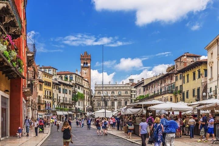 Verona and Lake Garda Day Trip from Milan