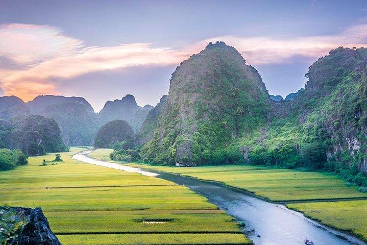 Luxury Hoa Lu - Trang An - Mua Cave full day w round trip from Hanoi/ Ninh Binh