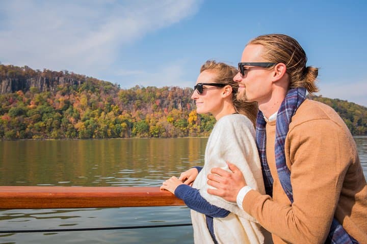 New York City Fall Foliage Brunch Cruise