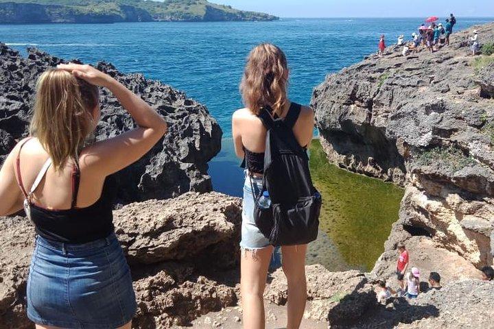 Nusa Penida 4 Spot Snorkeling with Manta and Island Tour