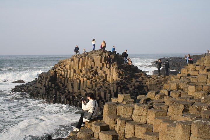 Giant's Causeway Day Tour and Belfast City Tour 2 Day Pass