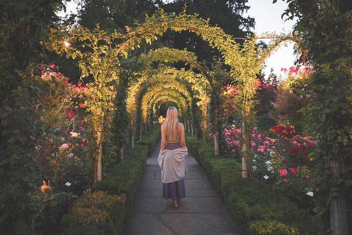 From Vancouver: Butchart Gardens, Victoria, & Gulf Islands Cruise