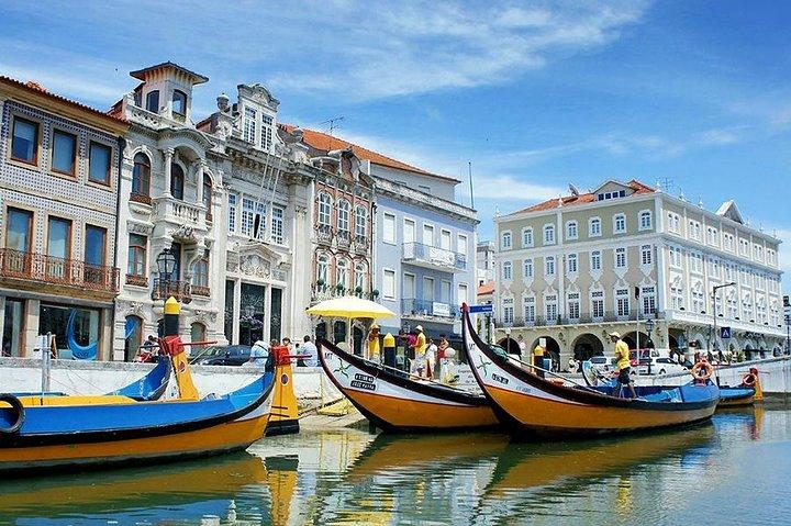 Private Tour Aveiro Little Venice and River Tour Moliceiro