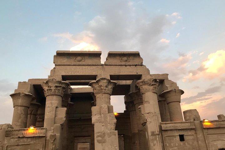 Luxor Day Trip to Edfu and Kom Ombo Temples by Car