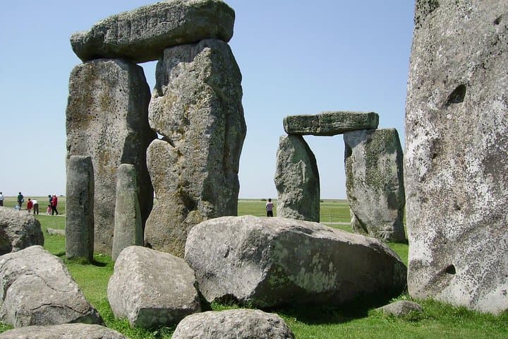 Stonehenge Half-Day Tour from London with Admission
