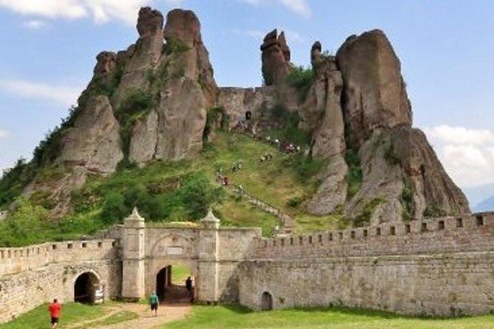 Belogradchik fortress and Belogradchik rocks tour