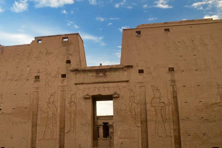 Edfu and Kom Ombo Temples Private Tour From Luxor with Lunch