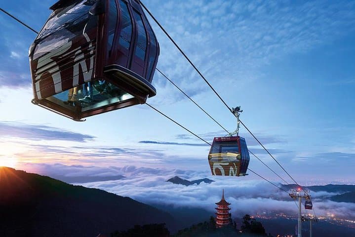 Escape to Genting Highlands: Day Tour with Scenic Cable Car Ride