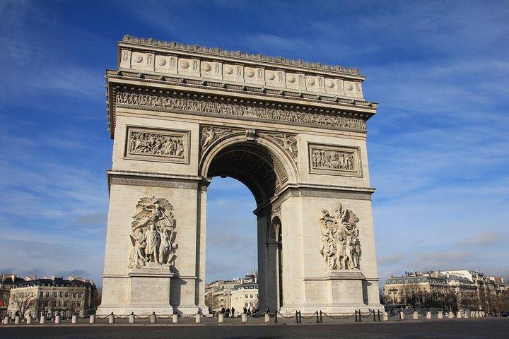 Private City Tour of Paris & River Cruise with Hotel Pick-Up