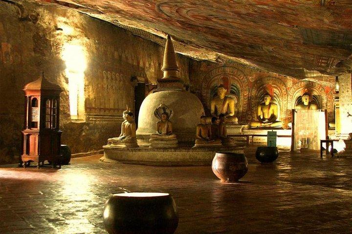 Sigiriya and Dambulla Day Trip from Kandy