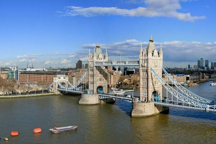 Vintage London Bus Tour Including Cruise with London Eye Option