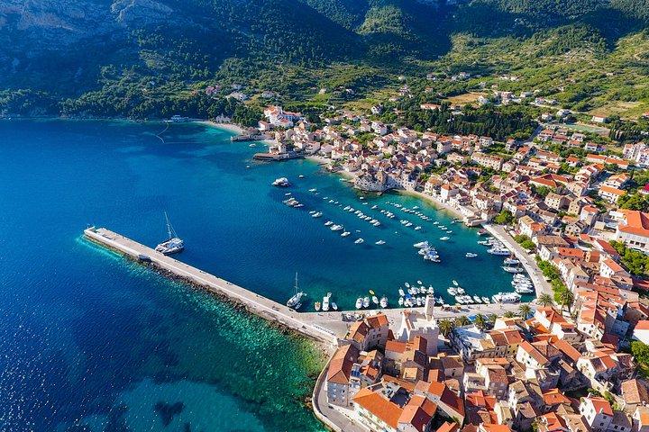Luxury Blue Cave, Hvar and Vis Boat Tour from Split and Brac
