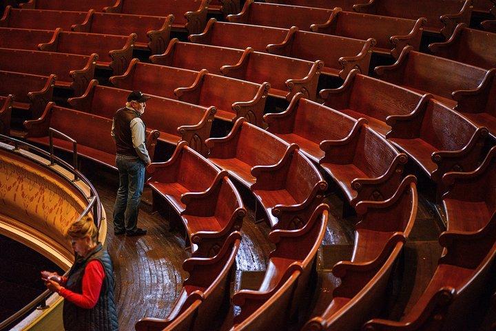 Discover Nashville City Tour with Entry to Ryman & Country Music Hall of Fame
