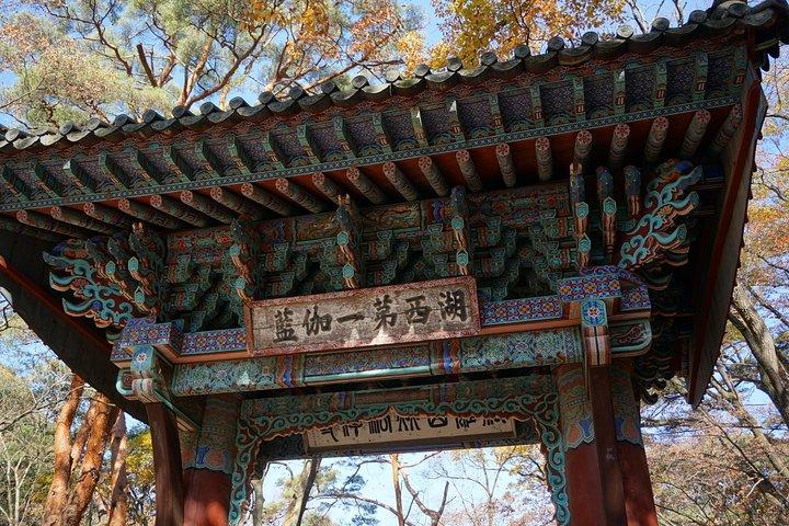 Songnisan National Park & Beopjusa Temple UNESCO site Private Tour