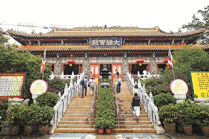 Lantau Tour from HK Central: Cable Car, Big Buddha &Tai O Village