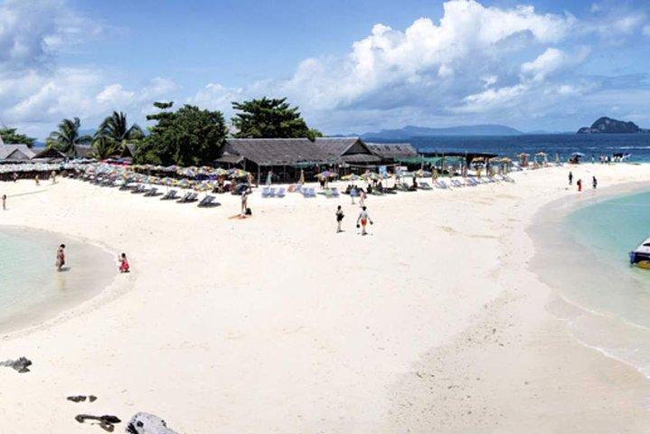 Tropical Escape: Half-Day Speedboat Trip to Phuket Khai Islands