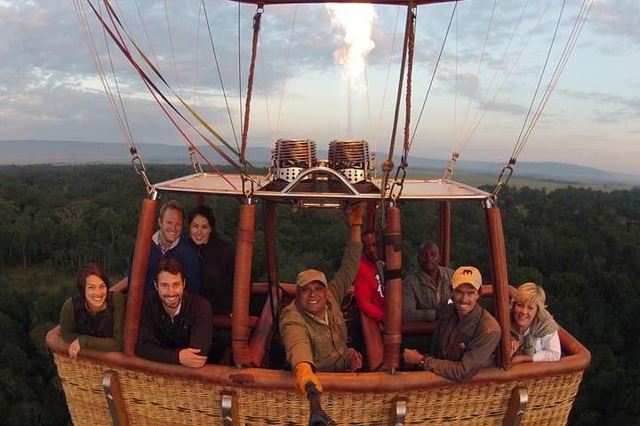 2 day 4x4 Safari to Crescent Island,Maasai village & Maasai Mara