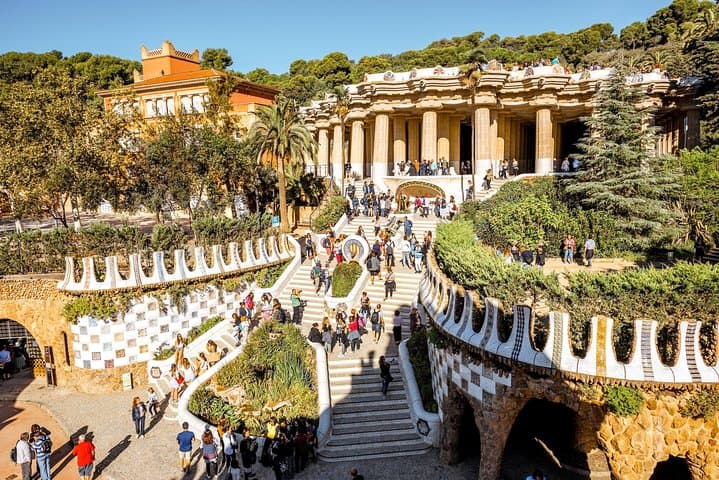 Park Guell and Sagrada Familia Tour in Barcelona