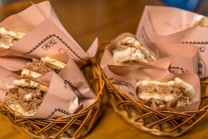 Eat Like A Local: Shanghai Night Food Tour