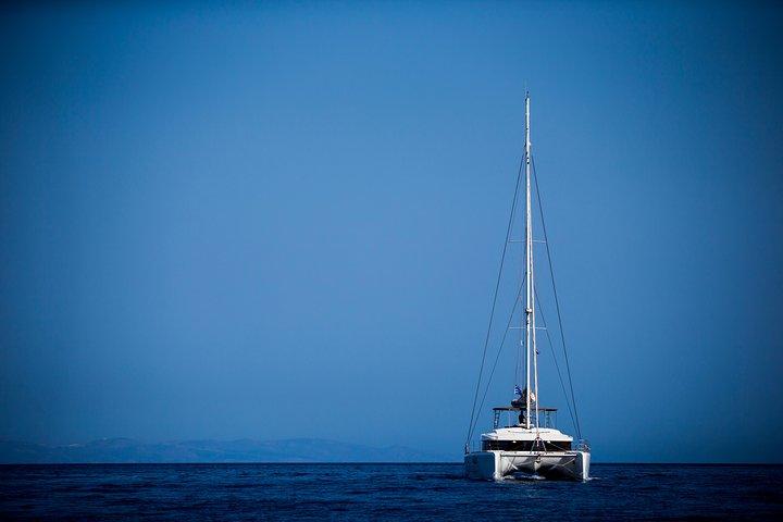 Beautiful Day Catamaran Caldera Cruise incl. Meal & Drinks