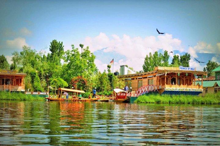 Private 4 Days Kashmir Tour Package