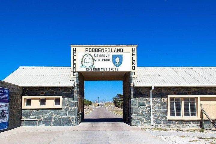 Cape Town Private, Tour Robben Island Gateaway & Table Mountain Car