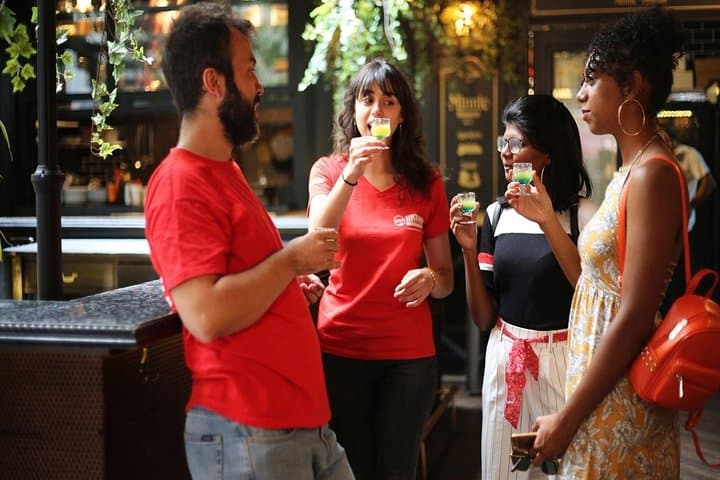 Athens Moonlight Waling Tour with Drinks and Meze Dishes