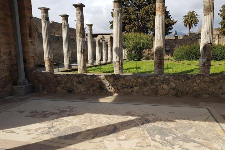 Private Positano, Sorrento and Pompeii Day Tour from Naples